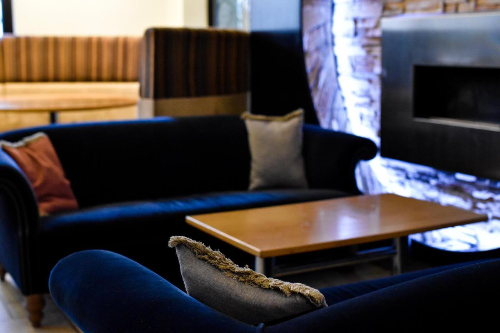 The Bluebell Hotel Нит Экстерьер фото