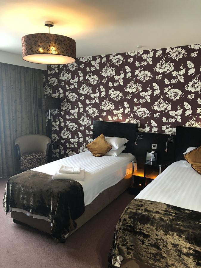 The Bluebell Hotel Нит Экстерьер фото