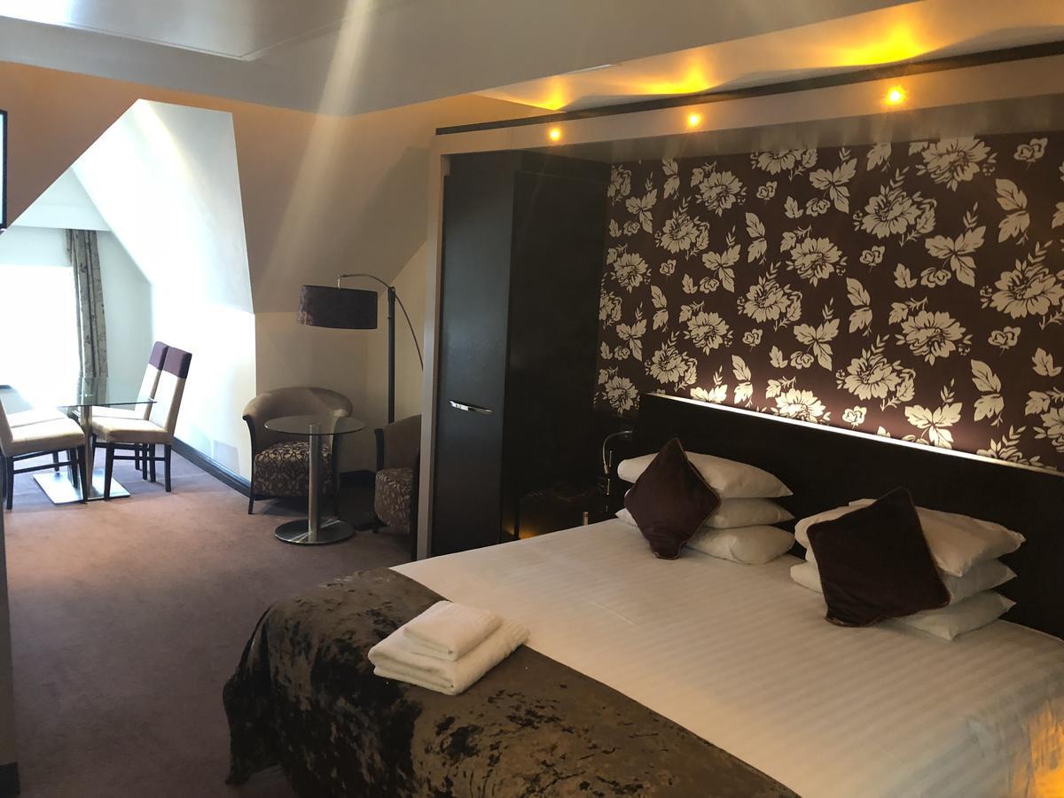 The Bluebell Hotel Нит Экстерьер фото