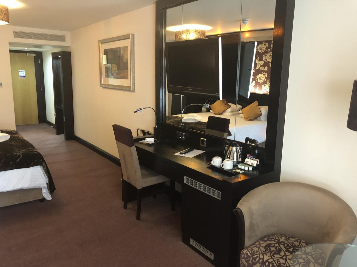 The Bluebell Hotel Нит Экстерьер фото